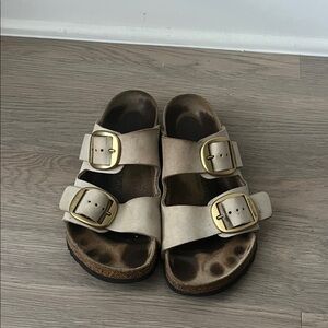Beige Double Strap Sandals with Gold Buckles Arizona Birkenstocks